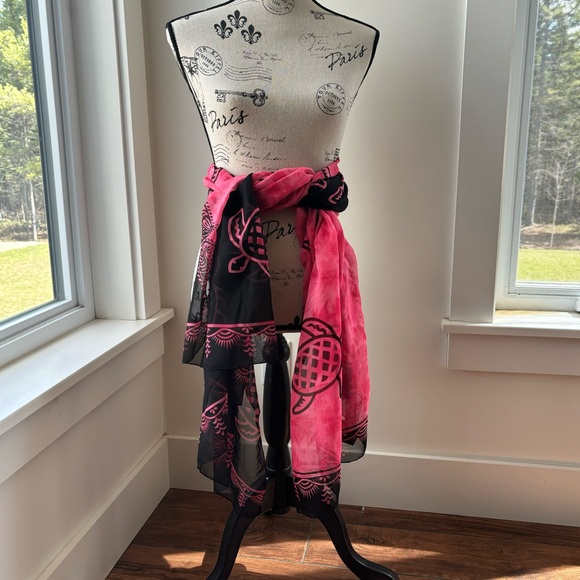 Beach Sarong Coverup Shawl Scarf with Coconut Shell Sarong Clip - Picture 3 of 16